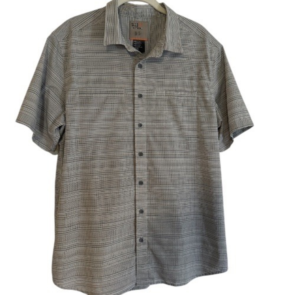 5.11 Tactical Mens Gray Stripe‎ Size Medium Short Sleeve Button Up Shirt Pocket